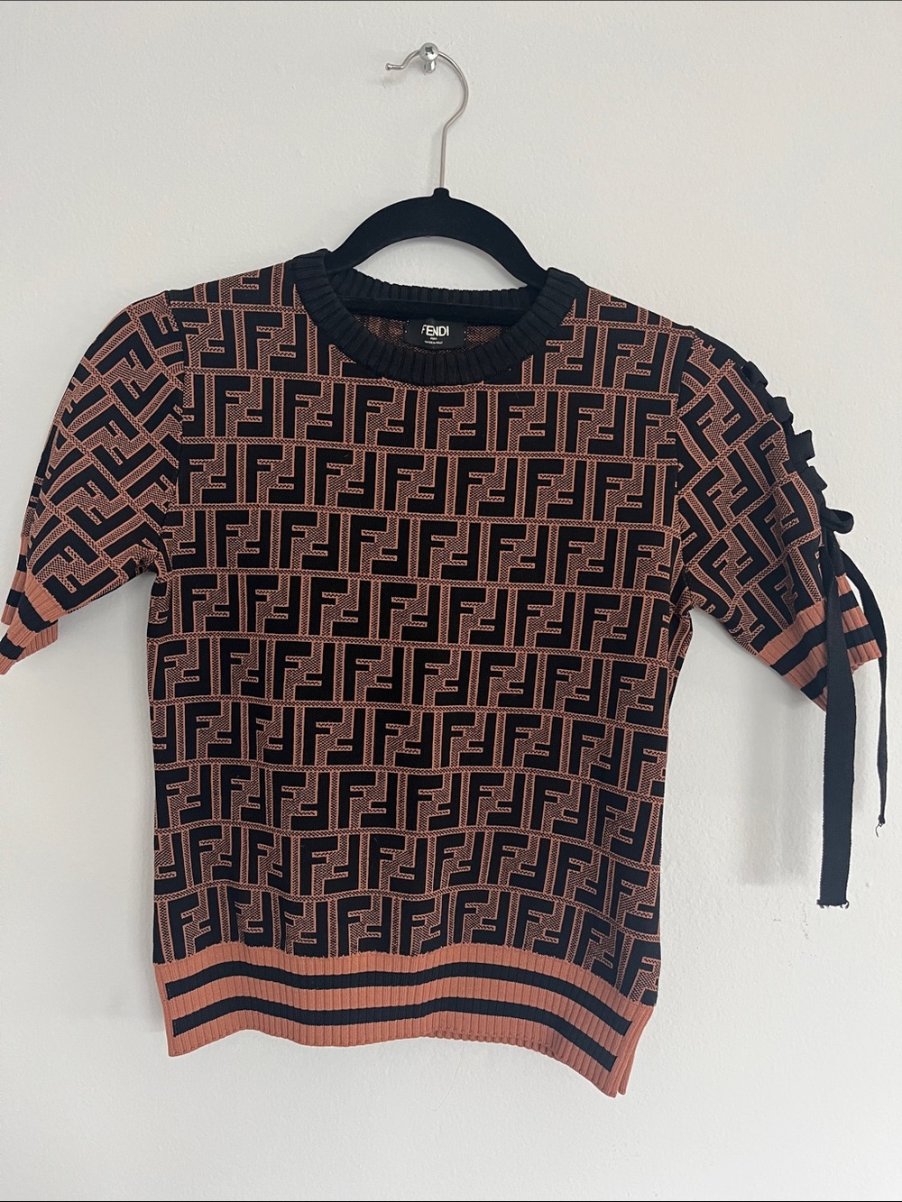 Fendi Black and Brown FF Logo Short-Sleeve Sweater